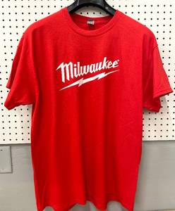 lot 100 image: Milwaukee Tool LOW MAINTENANCE EASILY TURNED ON Mens Red T-Shirt Size L