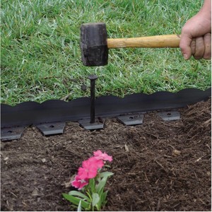 lot 818 image: Vigoro 20 ft. x 2.25 in. Black Scalloped Polyethylene No-Dig Edging