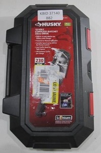 lot 882 image: Husky 38 in. Drive 12-Volt Lithium-Ion Cordless Ratchet
