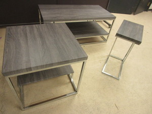 lot 608 image: STEVE SILVER FURNITURE ACCENT TABLE SET