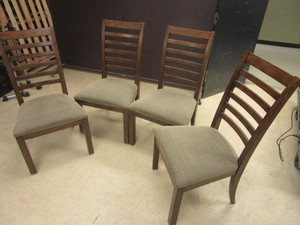lot 617 image: THOMASVILLE FURNITURE OAK DINING CHAIRS