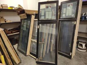 lot 52 image: Anderson Window Unit, 30x90, Upper ...