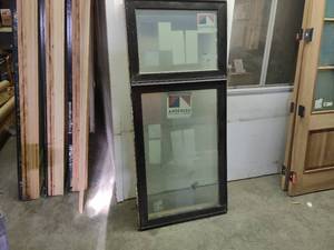 lot 58 image: Anderson Window Unit, 32x72, Upper ...