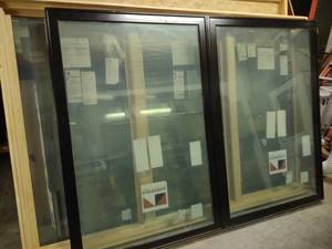 lot 10 image: Anderson Fixed Window, 97x72...
