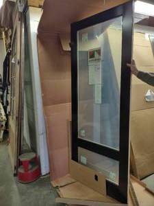 lot 59 image: 12 x 8 Door Unit, (2) Operational & (2...