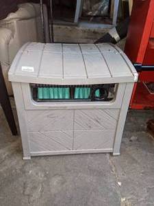 lot 188 image: Suncast Hose Storage Cart