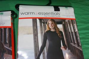 lot 127 image: Warm & Essentials by Cuddl Duds Top & Legging Size S