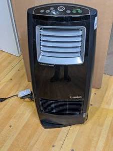 lot 156 image: Lasko Motion Heat Whole Room Ceramic Heater