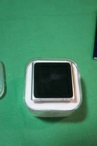 lot 38 image: IPod Nano, IPod