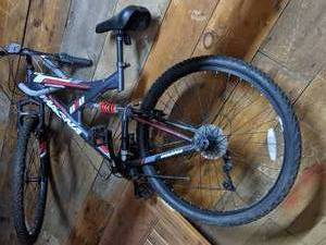 lot 62 image: Magna Outreach Mountain Bike