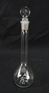 lot 95 image: Lot of 10 Mercer Glass Works 25 ML Pyrex Glass Volumetric Flasks With Stoppers