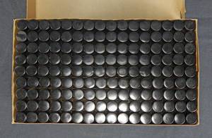 lot 295 image: 1 Gross Lot of Mercer Glass Works 4 DRAM Screw Top Glass Vials