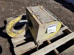 lot 218 image: Crosby Overhead Crane (on pallet)