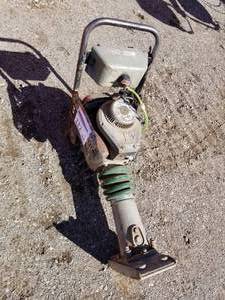 lot 222 image: Wacker Gas Powered Tamper