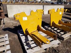 lot 231 image: 2014 K-tec Earthmovers Inc. Equipment Plate Mount JD (on pallet)