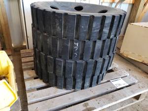 lot 256 image: Lot of (4) Forklift Wheels (on pallet)