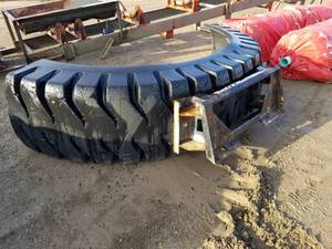 lot 303 image: SnoZilla Snowplow Attachment with Tractor Tire Blade