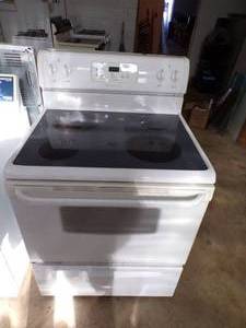 Frigidaire Glass top stove