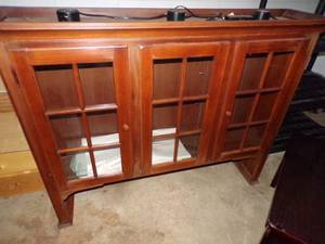 Lighted hutch top