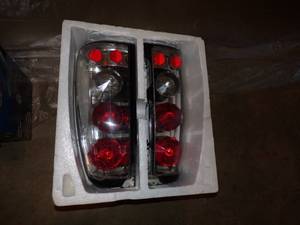 Tail lights 2004 GMC