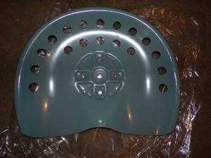Metal tractor seat
