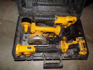 DeWalt set case 18 volt