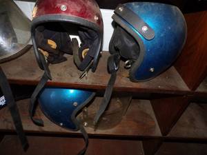 4 vintage helmets with shields