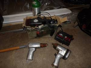 Pair of air tool, 12 volt inverter, 12 volt air compress, O2 tank