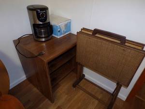 Vintage tv trays and stand, coffee pot, lights and stand