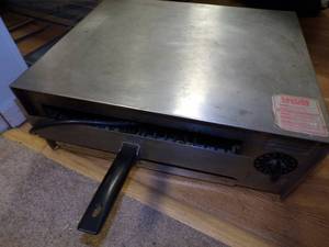 Pizza makers