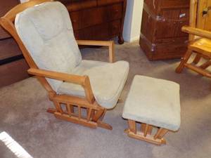 Gliding chair w gliding ottoman