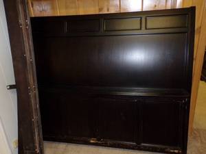 Black bed frame - queen