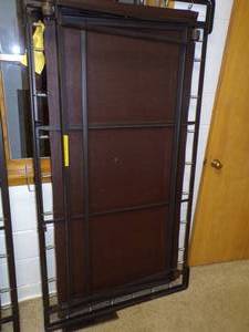 Trundle bed