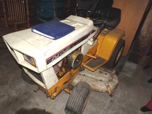 Cub Cadet 129 Hydrostatic Riding Lawn Mower 12Hp
