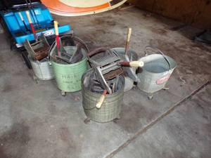 5 Mop Buckets