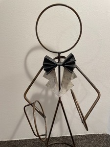 Metal Art Wine Bottle Holder