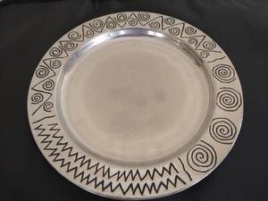 lot 9 image: The Wilton Co. Tray