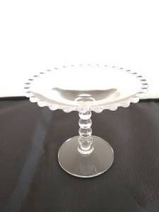 lot 15 image: Glass Pedestal Dish