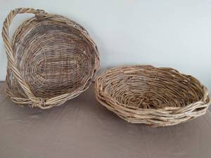 lot 49 image: Two Baskets