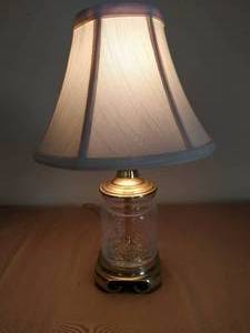 lot 158 image: Crystal Table Lamp