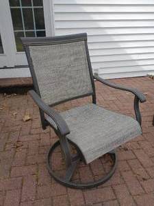lot 66 image: Patio Table With Six Chairs