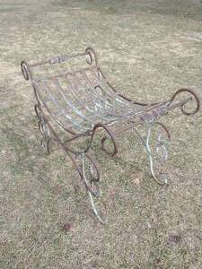 lot 67 image: Rustic Log Holder Bench
