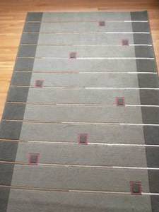 lot 76 image: Plateau Area Rug