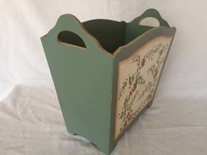 lot 149 image: Hand Painted Magazine Rack