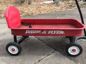 lot 172 image: Vintage Radio Flyer Wagon