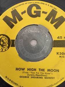 lot 188 image: Large Lot of Vintage 45s