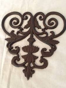 lot 198 image: Ornate Metal Wall Hanging