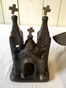 lot 34 image: Vintage Mexican Pottery