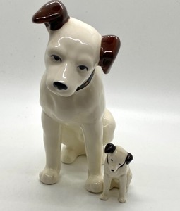 lot 54 image: Nipper RCA Dog Coin Bank and Small Figurine