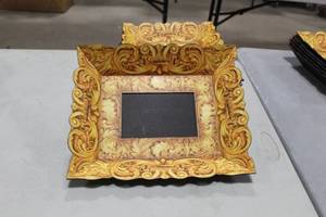 lot 41 image: Lot of (6) Classic Frames Faux Museum Pop-Up Art Frame 4x6 Image